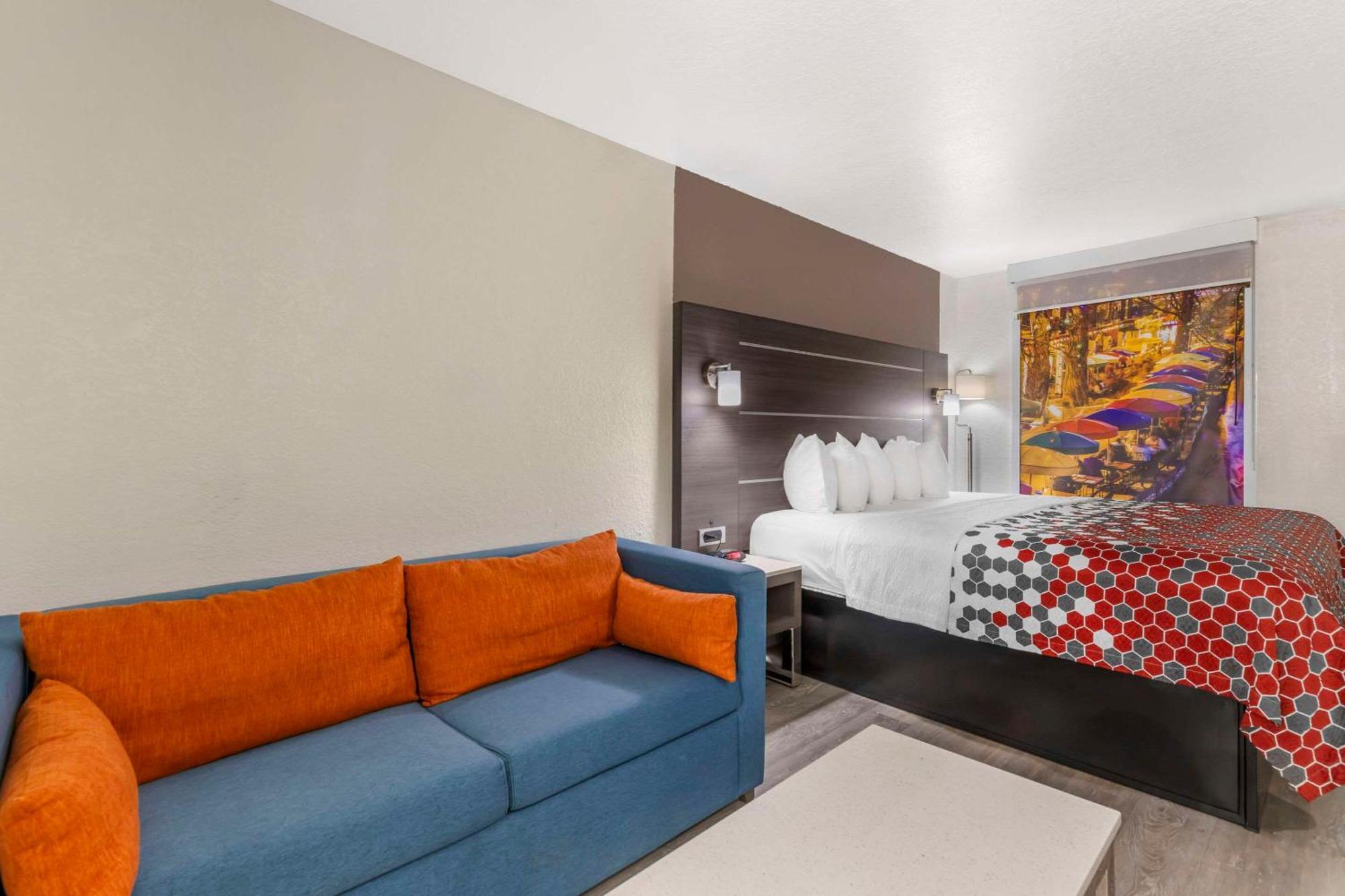 ทราเวลลอดจ์ บาย วินด์แฮม ซานอันโตนิโอ แลคแลนด์ เอเอฟบี Hotel ภายนอก รูปภาพ
